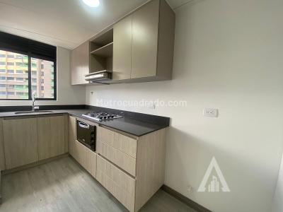 Apartamento de 3 alcobas en venta en Av Las Palmas, Medellín, 76 m² · foto 9 de 15