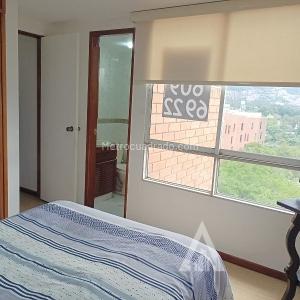 Apartamento de 1 alcoba en venta en La Aguacatala, Medellín, 42 m² · foto 8 de 15