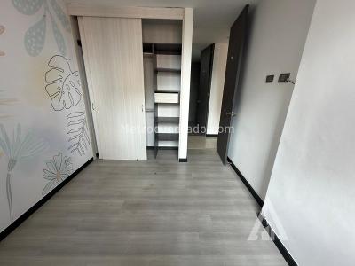 Apartamento de 3 alcobas en arriendo en Los Colores, Medellín, 76 m² · foto 14 de 15