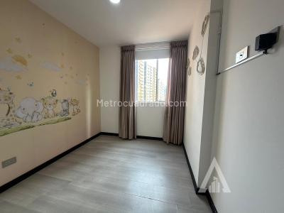 Apartamento de 3 alcobas en arriendo en Los Colores, Medellín, 76 m² · foto 4 de 15