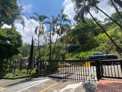 Apartamento de 1 alcoba en arriendo en Loma Del Indio, Medellín, 49 m² · foto 7 de 15