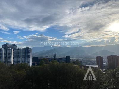 Apartamento de 2 alcobas en arriendo en Loma Del Indio, Medellín, 58 m² · foto 7 de 13