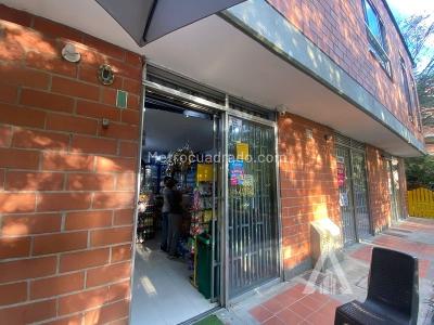 Apartamento de 2 alcobas en arriendo en Loma Del Indio, Medellín, 58 m² · foto 10 de 13