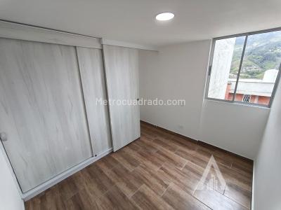 Apartamento en arriendo en San Antonio De Padro, Medellín · foto 6 de 12