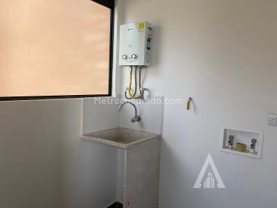 Apartamento en venta en Av Las Palmas, Medellín · foto 9 de 18