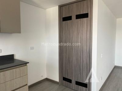 Apartamento de 2 alcobas en venta en Av Las Palmas, Medellín, 71 m² · foto 4 de 20