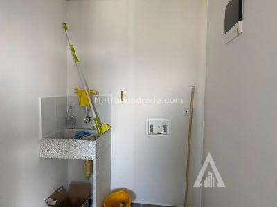 Apartamento de 2 alcobas en venta en Av Las Palmas, Medellín, 71 m² · foto 5 de 20