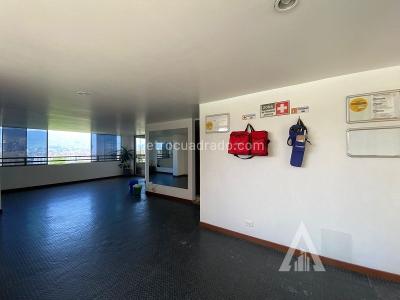 Apartamento en venta en Av Las Palmas, Medellín · foto 8 de 20