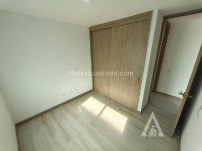 Apartamento de 3 alcobas en arriendo en Sabaneta, Sabaneta, 76 m² · foto 4 de 17