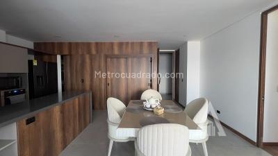 Apartamento de 3 alcobas en venta en Av Las Palmas, Medellín, 133 m² · foto 8 de 20