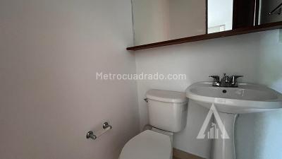 Apartamento de 1 alcoba en arriendo en Santa María De Los Ángeles, Medellín, 60 m² · foto 6 de 13