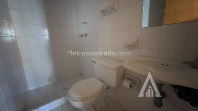 Apartamento en venta en Castropol, Medellín · foto 3 de 20