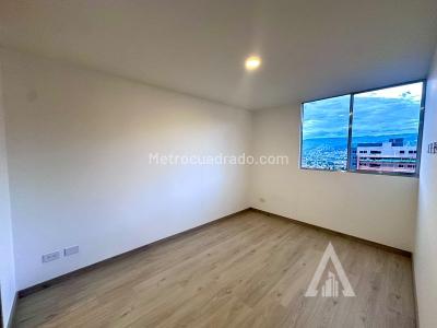 Apartamento de 3 alcobas en venta en Itagui, Itagüí, 70 m² · foto 4 de 16
