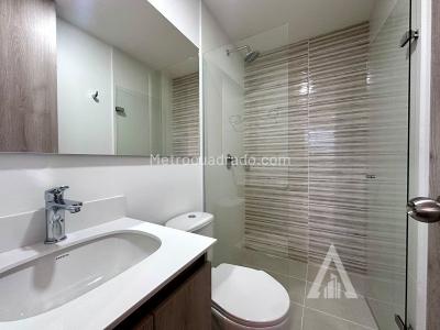 Apartamento de 3 alcobas en venta en Itagui, Itagüí, 70 m² · foto 7 de 16