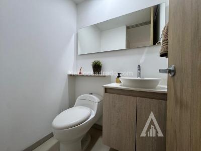 Apartamento en arriendo en El Poblado, Medellín · foto 12 de 19