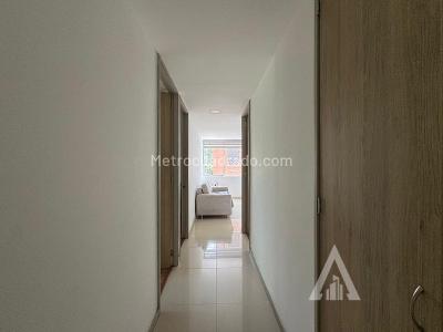 Apartamento en arriendo en El Poblado, Medellín · foto 13 de 19
