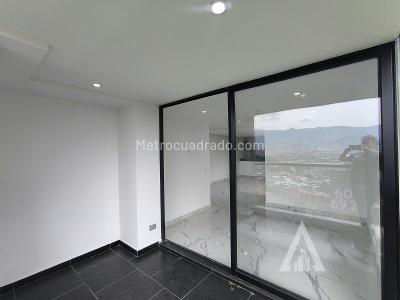 Apartamento de 3 alcobas en arriendo en Loma Del Indio, Medellín, 101 m² · foto 18 de 20