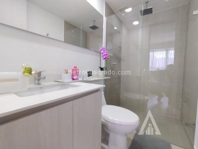 Apartamento de 2 alcobas en venta en Sabaneta, Sabaneta, 79 m² · foto 14 de 20