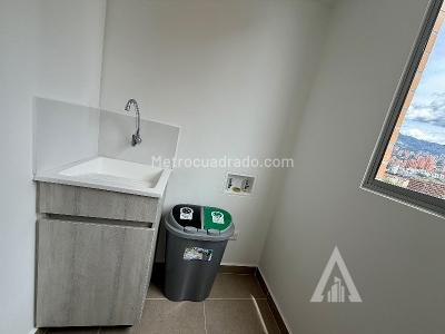 Apartamento en arriendo en Ciudad Del Rio, Medellín · foto 5 de 16