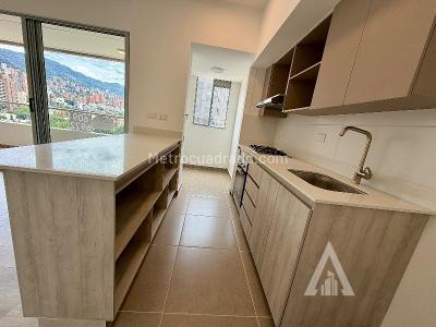 Apartamento en arriendo en Ciudad Del Rio, Medellín · foto 14 de 16