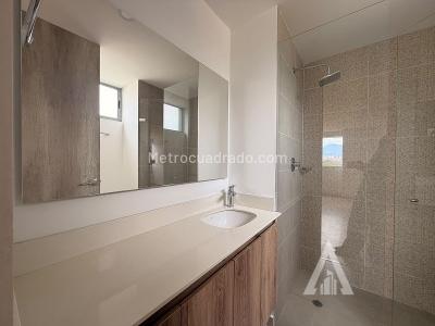 Apartamento de 2 alcobas en arriendo en Ciudad Del Rio, Medellín, 86 m² · foto 11 de 12