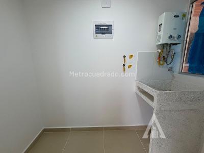 Apartamento de 3 alcobas en arriendo en Sabaneta, Sabaneta, 86 m² · foto 11 de 11