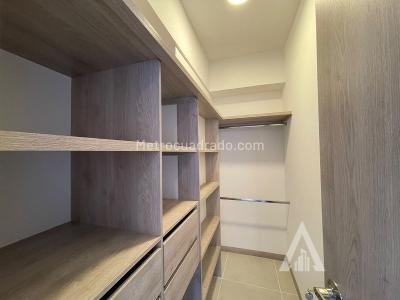 Apartamento en arriendo en Ciudad Del Rio, Medellín · foto 2 de 7