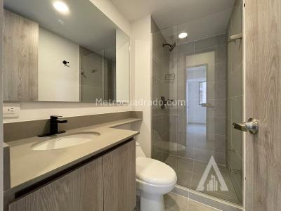 Apartamento en arriendo en Ciudad Del Rio, Medellín · foto 3 de 7