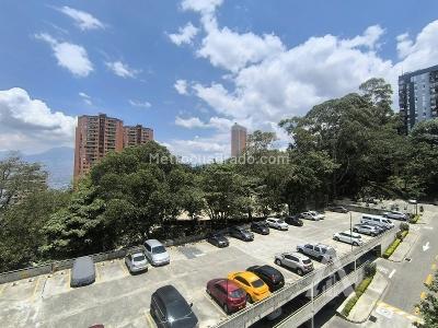 Apartamento de 2 alcobas en arriendo en El Poblado, Medellín, 60 m² · foto 10 de 16