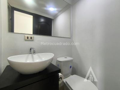 Apartamento de 2 alcobas en arriendo en El Poblado, Medellín, 60 m² · foto 11 de 16