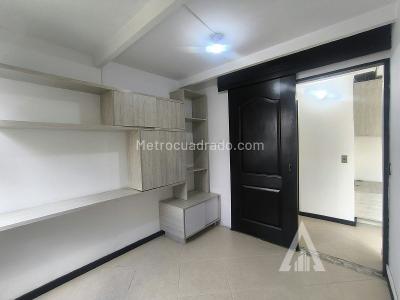 Apartamento de 2 alcobas en arriendo en El Poblado, Medellín, 60 m² · foto 13 de 16