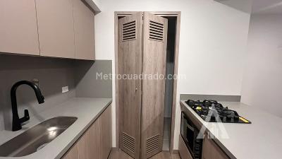 Apartamento de 3 alcobas en arriendo en Ciudad Del Rio, Medellín, 90 m² · foto 2 de 20