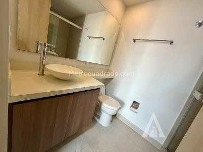 Apartamento de 3 alcobas en arriendo en Zuñiga, Envigado, 114 m² · foto 11 de 13