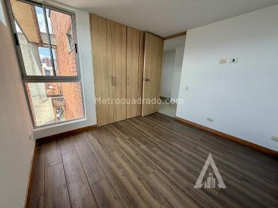 Apartamento de 3 alcobas en arriendo en Zuñiga, Envigado, 114 m² · foto 2 de 13