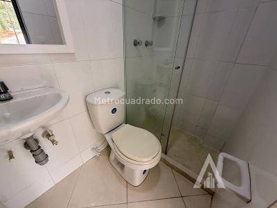 Apartamento de 3 alcobas en arriendo en Envigado, Envigado, 64 m² · foto 9 de 10