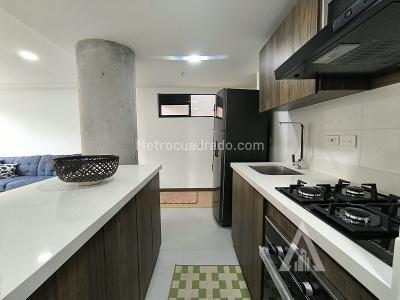 Apartamento de 2 alcobas en arriendo en Loma Del Indio, Medellín, 58 m² · foto 11 de 20