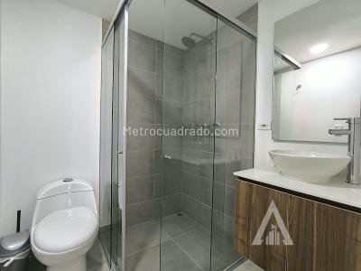 Apartamento de 2 alcobas en arriendo en Loma Del Indio, Medellín, 58 m² · foto 13 de 20