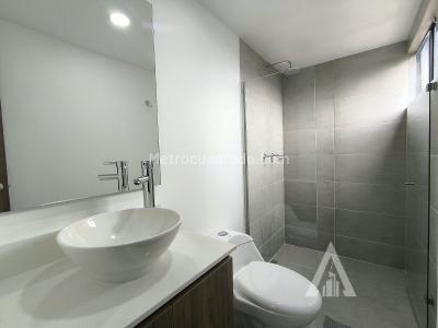 Apartamento de 2 alcobas en arriendo en Loma Del Indio, Medellín, 58 m² · foto 18 de 20