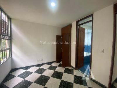 Apartamento de 3 alcobas en arriendo en Loma Del Indio, Medellín, 100 m² · foto 5 de 12