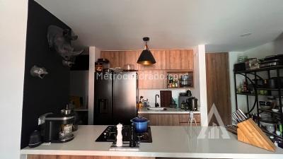 Apartamento de 2 alcobas en arriendo en Envigado, Envigado, 69 m² · foto 2 de 14