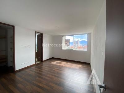 Apartamento de 2 alcobas en venta en El Poblado, Medellín, 120 m² · foto 4 de 20