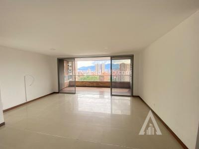 Apartamento de 2 alcobas en venta en El Poblado, Medellín, 120 m² · foto 7 de 20
