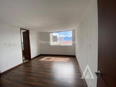 Apartamento de 2 alcobas en venta en El Poblado, Medellín, 120 m² · foto 9 de 20