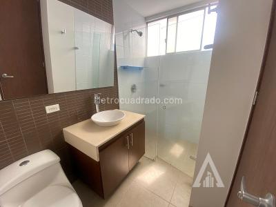 Apartamento de 2 alcobas en venta en El Poblado, Medellín, 120 m² · foto 17 de 20