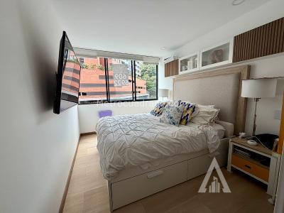 Apartamento de 2 alcobas en venta en Envigado, Envigado, 69 m² · foto 3 de 14