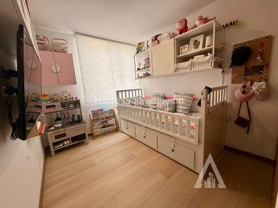 Apartamento de 2 alcobas en venta en Envigado, Envigado, 69 m² · foto 4 de 14