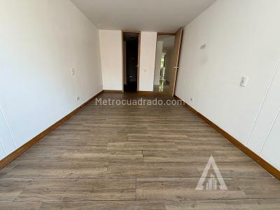 Apartamento en venta en Envigado, Envigado · foto 6 de 19