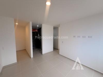 Apartamento en venta en Itagui, Itagüí · foto 2 de 10