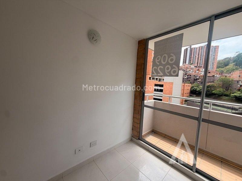 2BR Apartment in Itagui (60 m²) - 4