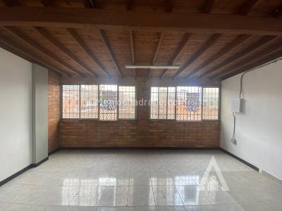 Apartamento de 2 alcobas en arriendo en San Joaquin, Medellín, 130 m² · foto 9 de 11
